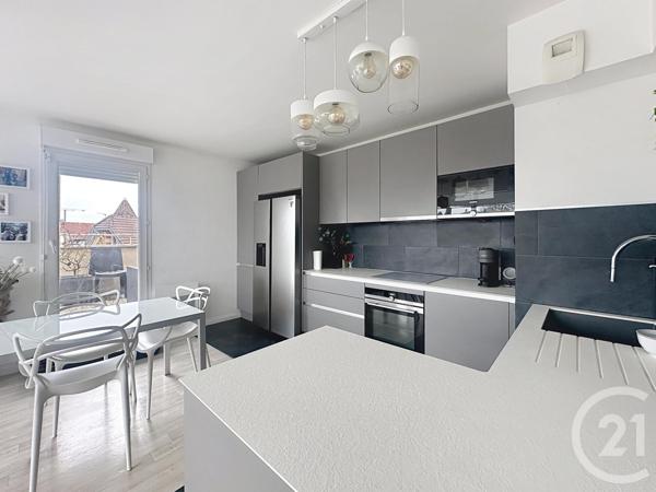Appartement Duplex à vendre  5 pièces - 98,18 m2 VILLENEUVE LE ROI - 94
