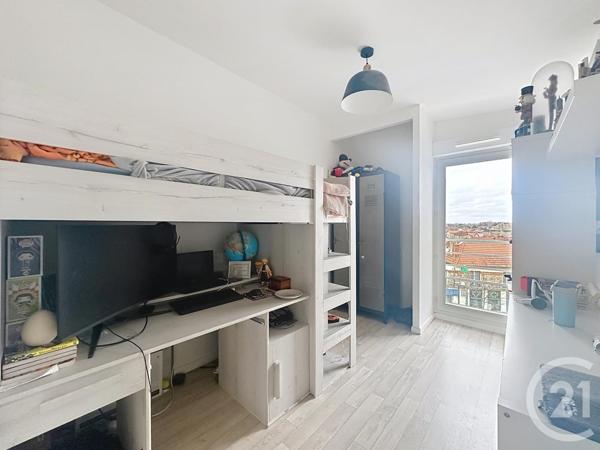 Appartement Duplex à vendre  5 pièces - 98,18 m2 VILLENEUVE LE ROI - 94
