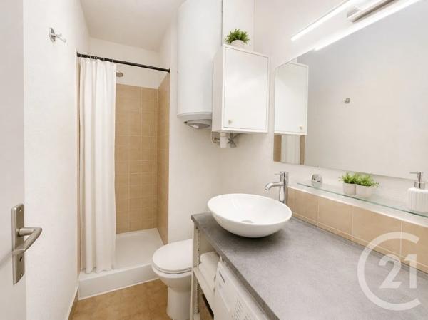 Appartement Studio à vendre  1 pièce - 21 m 2   STE MAXIME  - 83