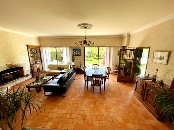 La Meignanne (49770) MAISON 4 CHAMBRES COEUR DE VILLAGE