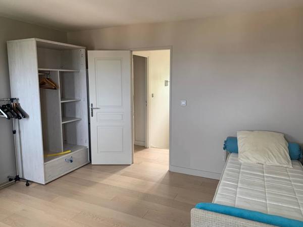 Chamalières, Maison de 310 m 2 de 2 635 € CC