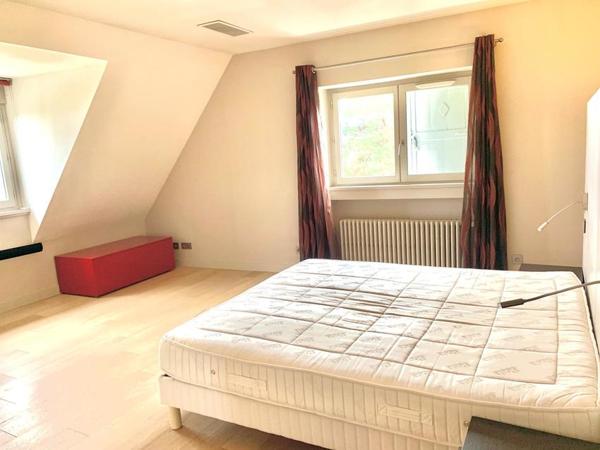 Chamalières, Maison de 310 m 2 de 2 635 € CC