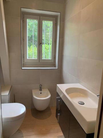 Chamalières, Maison de 310 m 2 de 2 635 € CC