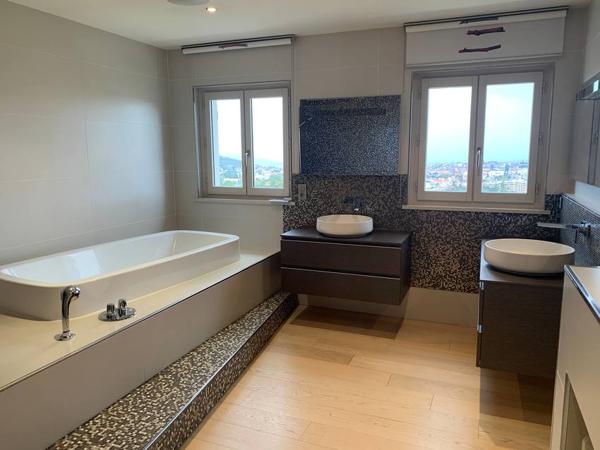 Chamalières, Maison de 310 m 2 de 2 635 € CC