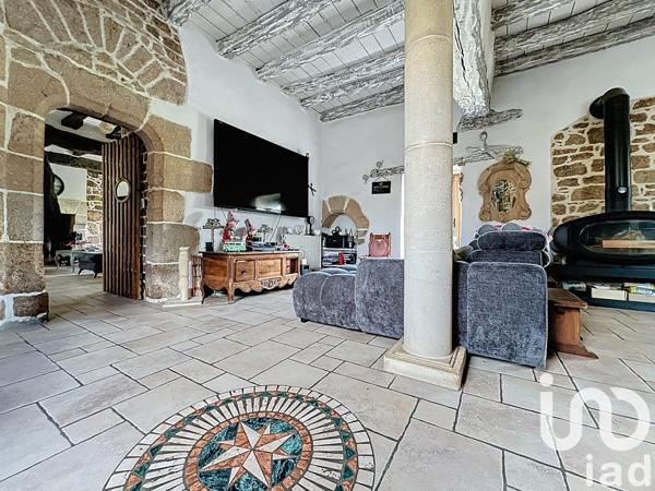 Maison à vendre 8 pièces 312 m² Ploumagoar