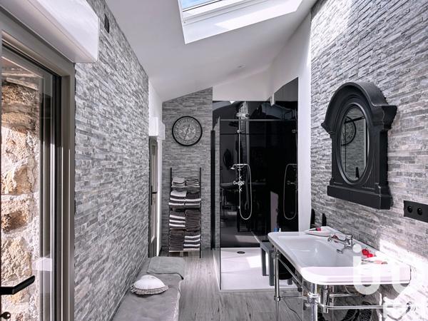 Maison à vendre 8 pièces 312 m² Ploumagoar