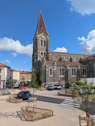 Murs commerciaux-69850 SAINT-MARTIN-EN-HAUT