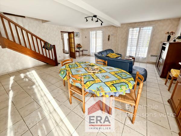 Nouveauté Maison rare à vendre à Saint Cyprien Plage - 3 faces -4 pièces, piscine, garage, T2 independant