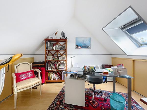 À vendre à Noyal-Muzillac, maison prête à vivre avec dépendance et prestations soignées