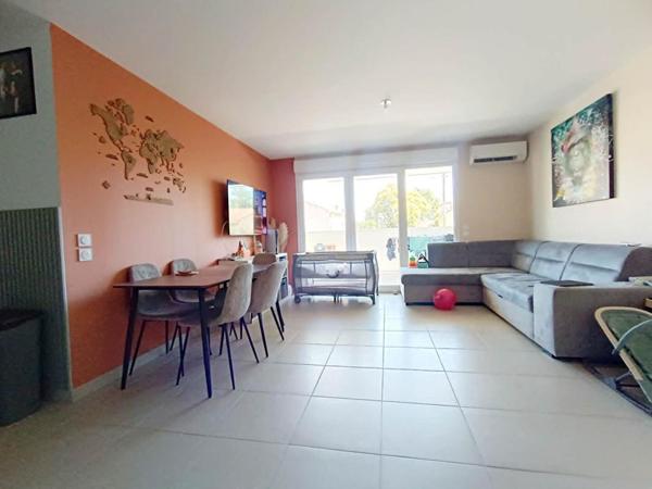 Appartement Miramas 3 pièce(s) avec TERRASSE et Place de parking couverte