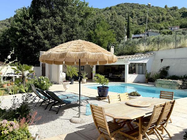 Villa haut de gamme 4 chambres 182 m2 Malijai (04350)