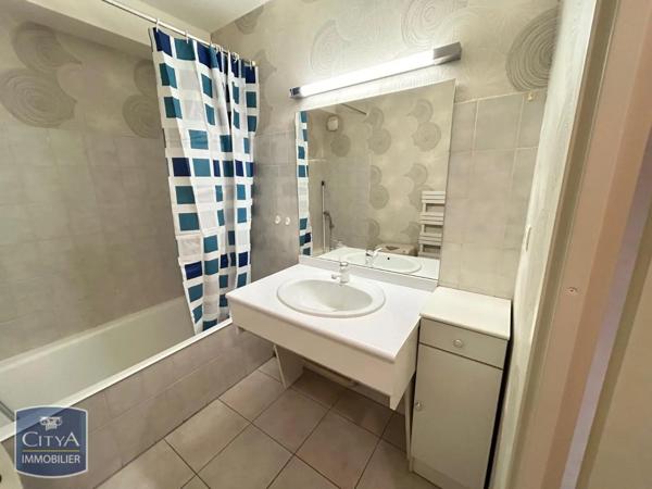 Appartement à louer 1 pièce 40m²