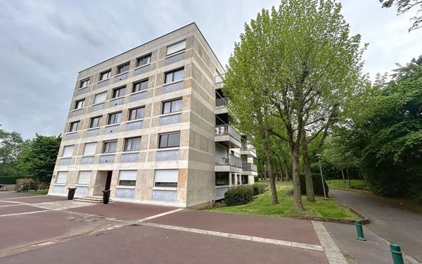 Appartement à vendre    3 pièces • 72,55 m2 Garches