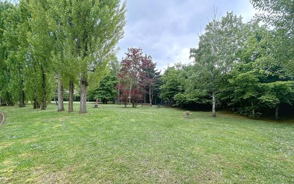 Appartement à vendre    3 pièces • 72,55 m2 Garches