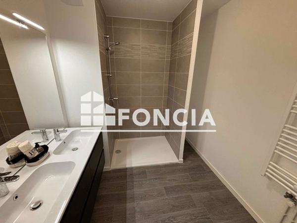 Location Appartement 3 pièces 60.4 m² - 9 PLACE DES ASTRES Montbazon 37250