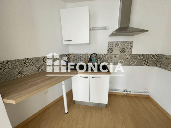 Location Appartement 3 pièces 57.2 m² - 1 RUE TRAVERSIERE Challans 85300