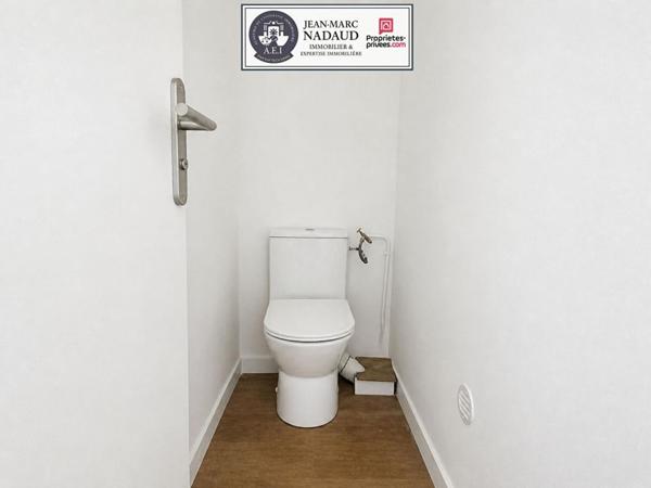 3 PIÈCES ENTIÈREMENT RÉNOVÉ  CLIM+ GARAGE + CAVE, TOUT À PIED'