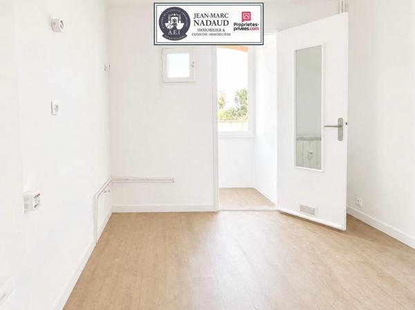 3 PIÈCES ENTIÈREMENT RÉNOVÉ  CLIM+ GARAGE + CAVE, TOUT À PIED'