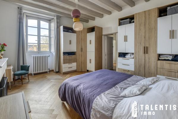NANTES, SAINT PIERRE | DUPLEX 8P (197m² | 6ch + 1 studio)