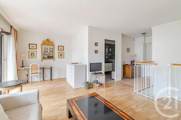 Appartement F4 à vendre  4 pièces - 97 m 2   PARIS  - 75014
