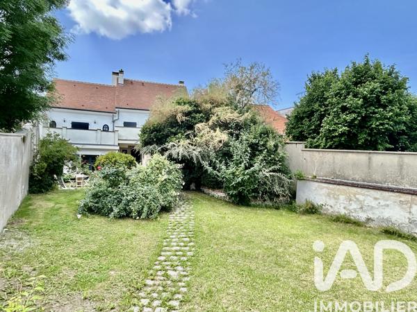 Maison à vendre 8 pièces 229 m² Groslay