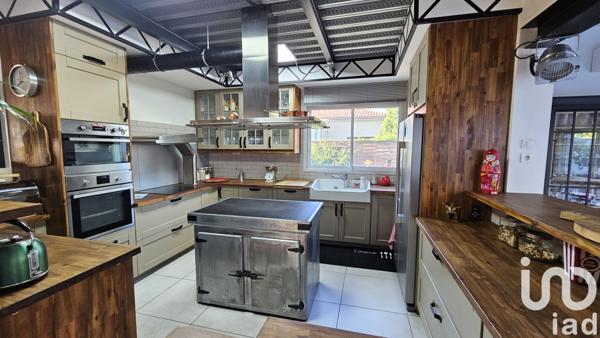 Maison à vendre 7 pièces 214 m² Lherm