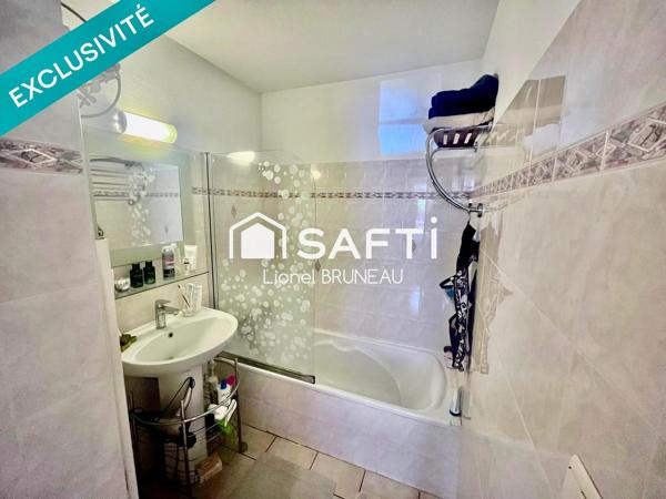Sanary-sur-Mer (83110) – Charmant T2 calme et lumineux avec parking et cave