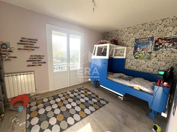 Maison Pineuilh 6 pièce(s) 3 chambres 146 m2 habitables