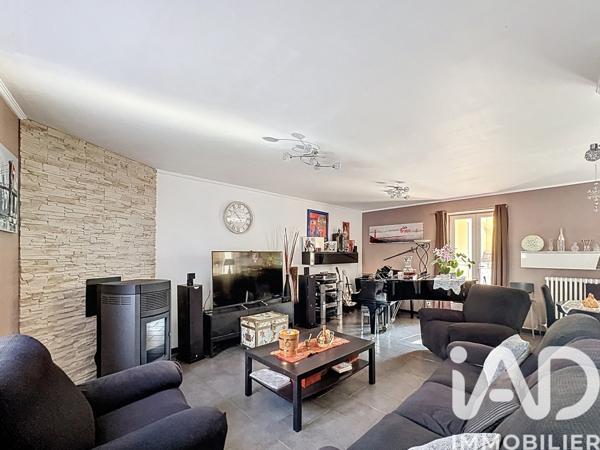 Maison à vendre 10 pièces 234 m² Épernay