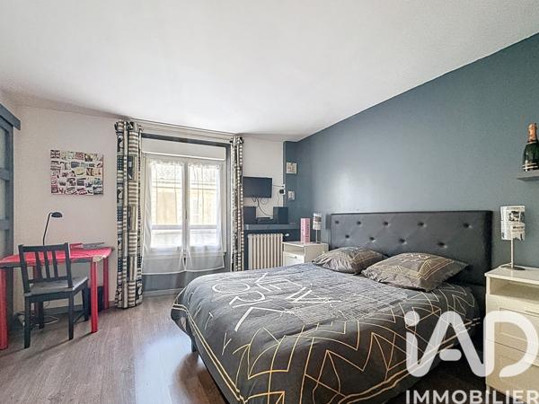 Maison à vendre 10 pièces 234 m² Épernay