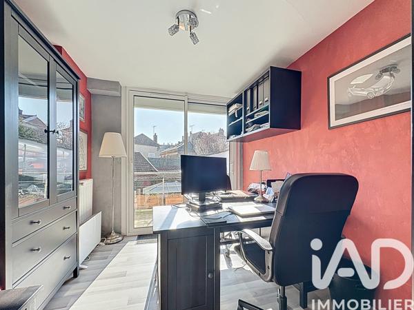 Maison à vendre 10 pièces 234 m² Épernay
