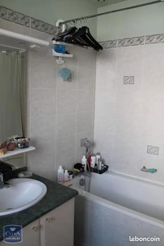 Appartement à louer 2 pièces 48.9m² Arras (62000)