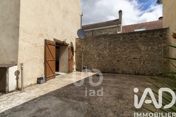 Maison à vendre 6 pièces 177 m² Issou