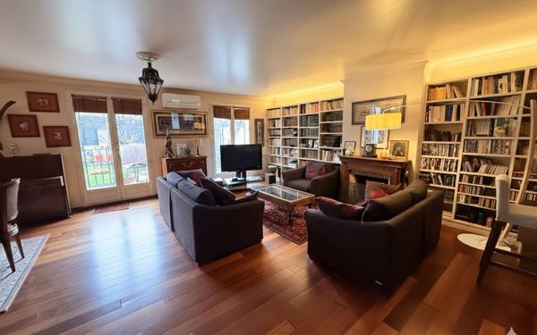 Maison à vendre    7 pièces • 150 m2 Rungis