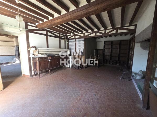 MAISON À VENDRE DE 13 PIÈCES DE 330,85 M²