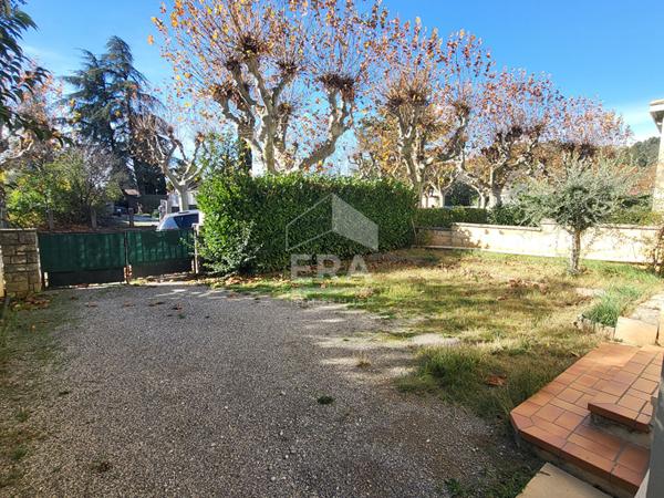 Maison 3 chambres jardin et garage sur Château Arnoux Saint Auban