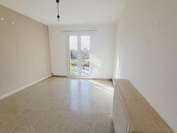 Maison 3 chambres jardin et garage sur Château Arnoux Saint Auban