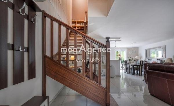 Maison à THIAIS, 94320 - 6 pièces 130m²