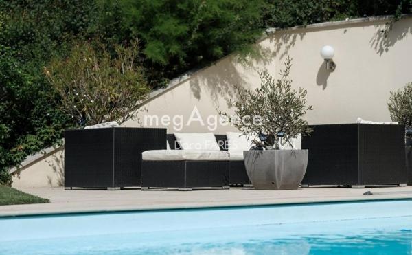 Maison à THIAIS, 94320 - 6 pièces 130m²