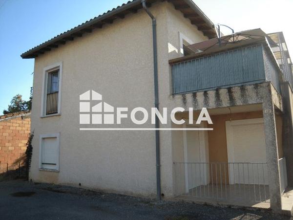 Location Appartement 2 pièces 60 m² - 12 PLACE DU CHATEAU Saramon 32450