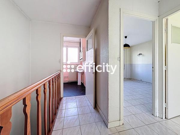 Immeuble 6 pièces - 125 m²