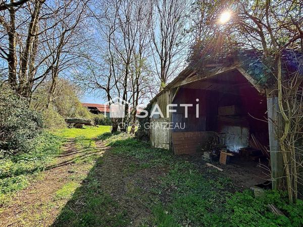 Maison de 137 m² habitables, nombreuses dépendances