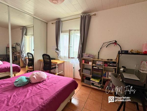 Maison 3 chambres de plain-pied avec jardin - Sorgues