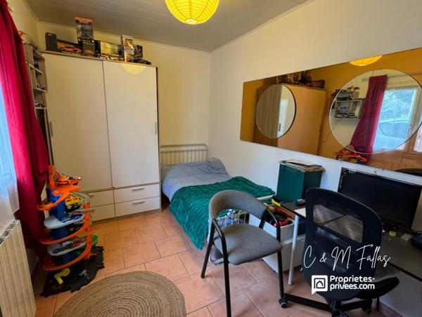 Maison 3 chambres de plain-pied avec jardin - Sorgues