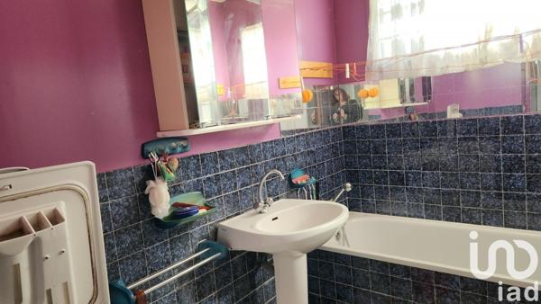 Maison 3 pièces de 60 m² à Égriselles-le-Bocage (89500)