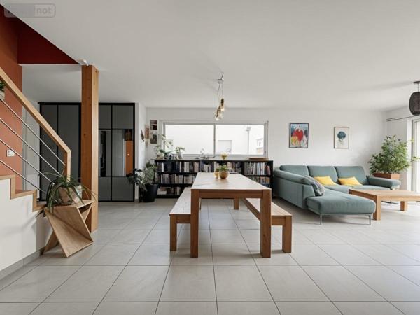 Maison à vendre à Écouflant dans le Maine-et-Loire (49000), ref : 49114-814