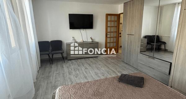 À vendre Appartement 4 pièces 81.2 m² - Evry 91000