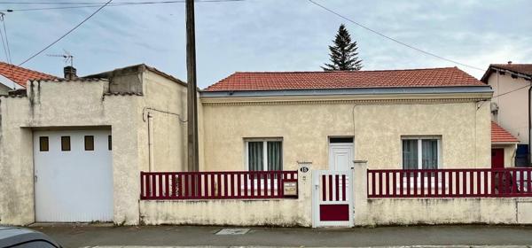 Echoppe en pierre dans quartier recherché avec grand jardin exposé sud