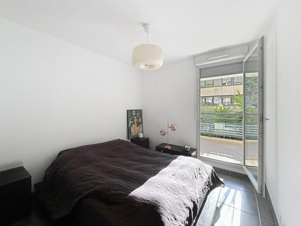 Marseille 8ème Perier -type 3 - terrasse de 28m2-