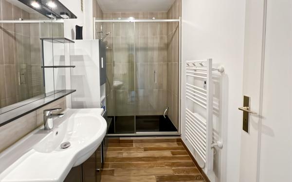 Appartement à vendre    2 pièces • 47,20 m2 Fréjus